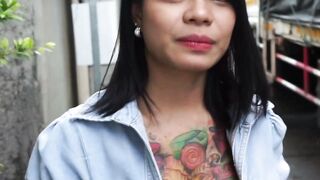 Big boobs Thai amateur MILF picked up in a TUK TUK and fucked
