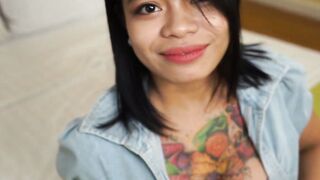 Big boobs Thai amateur MILF picked up in a TUK TUK and fucked