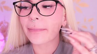 Cute Girl Gets Cum on Her Glasses