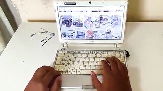 A vizinha pediu açúcar e recebeu um presente surpresa após um encontro intenso.
