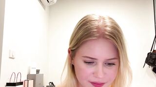 Solo Sweetie Swings Her Hair Hands Blonde Edition