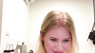 Solo Sweetie Swings Her Hair Hands Blonde Edition