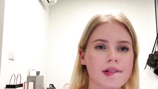 Solo Sweetie Swings Her Hair Hands Blonde Edition