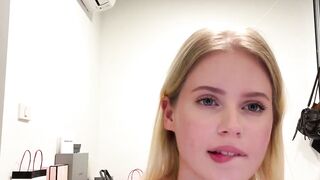 Solo Sweetie Swings Her Hair Hands Blonde Edition