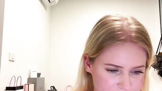Solo Sweetie Swings Her Hair Hands Blonde Edition