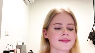 Solo Sweetie Swings Her Hair Hands Blonde Edition