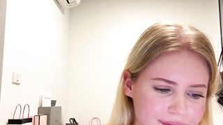 Solo Sweetie Swings Her Hair Hands Blonde Edition