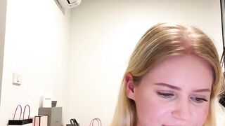 Solo Sweetie Swings Her Hair Hands Blonde Edition
