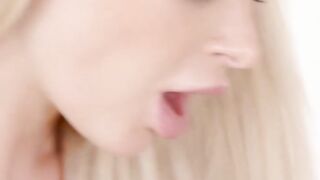 Horny lesbos Jenny Doll and Lilly Bella want each others cunts