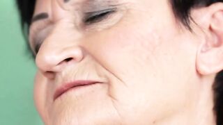 Hot brunette granny gets her old cunt banged hard and raw