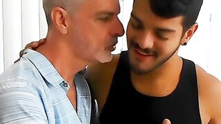 Latino Sebastian Cums has serious TONGUE KISSING with Richard Lennox