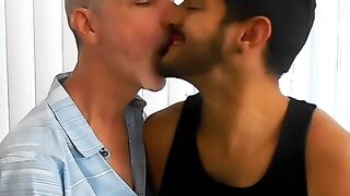 Latino Sebastian Cums has serious TONGUE KISSING with Richard Lennox
