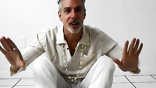 Yoga master Richard Lennox did some chakra yoga meditation through foot worship