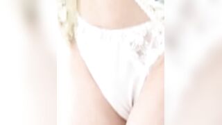Japanese Amateur Babe Shares Her Golden Pee Fetish