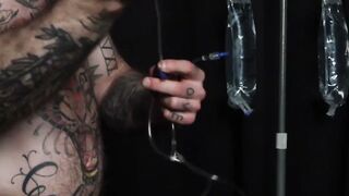 HOT! Muscular Studs Gunner Gate & Troi Daneils Masturbating Together