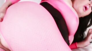 Wendys-Williams" - SheMale Superstar Strokes Her Massive Transgender Body