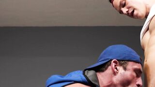 Muscle Coach Fucks His Student - Hunks Hardcore Fucking Action