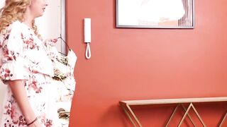 Stepha's Pounding - Hot Milf Gets Her Creampie Filled By A Huge Dick