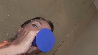 Sexy Milf Shower Dildo Play - Hot Blonde Mom Linda Lee
