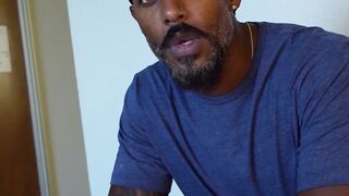 Bubble Butt Babe Zoe Usher Rides Big Dick In Doggy Style - POV