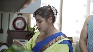 Cutie Kamvali bai ko Kitchen me lejakr Choda