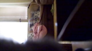 Voyeur mature woman humping and masturbating on the bed