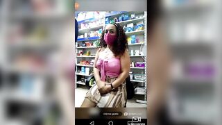 Madura Arrecha En La Farmacia XXX
