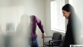 Poor Ex Wifey Maya Woulfe Fucks The Contractor
