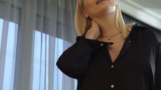 Step-Mother's Day Special - Stepdaughter Teaches Her New Boyfriend How To Please A Woman