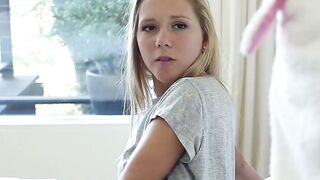 Teen Hottie Holly Mack Fucks Her Magic Rabbit Vibrator For A Mind-Blowing Orgasm