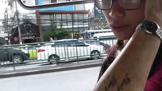 Amateur Pickup - Hot & Curvy Thailand Milf Rides A Stranger's Dick