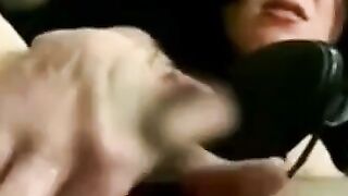 LittleKissMuffn's Intense Squirting Session