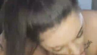 Blowjob until milk comes out in the throat of the mischievous blowjob until leaving