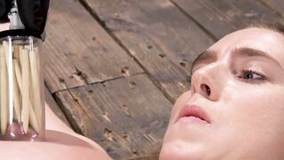 Restrained sub Cadence Lux has her body turned red from severe flogging