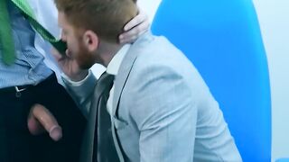 Hot Couple - Sexual Role Reversal with Top/Bottom Action between Frankie Fox & Leandro