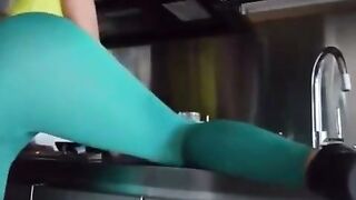 Hot Blonde Teen Wears Comfortable Yoga Pants And Gets A Messy Facial