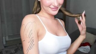 Sexy Tattooed Girl Dances in Lingerie on Webcam