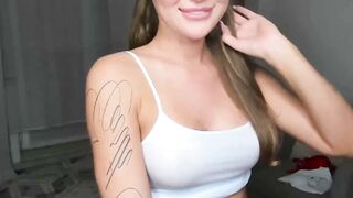 Sexy Tattooed Girl Dances in Lingerie on Webcam