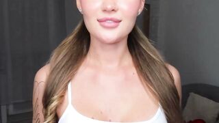 Sexy Tattooed Girl Dances in Lingerie on Webcam