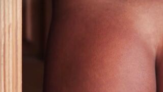 Skinny African beauty Gets naked Down Nude inside African Showing off Session