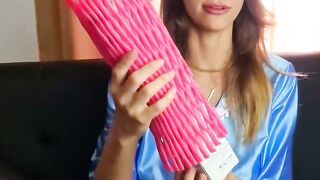 Unboxing da Magic Wand... I came like a Spitting Llama 2