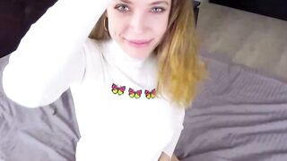 babe Dark haired Hot Offer A Sexsual Bj & Ride His Long Penis To An Explosive Orgasm