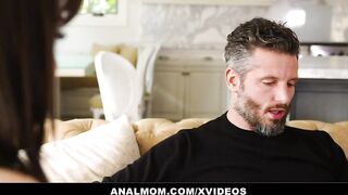 hot Sister inside Law Jenna Noelle Uses Her Butt For