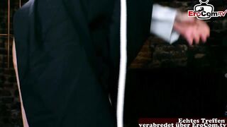 junge nonne zum sex verführt im kloster