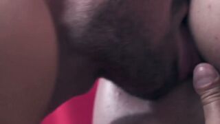 Bodybuilder Alex Palmieri Gets Rimming and Bareback Anal