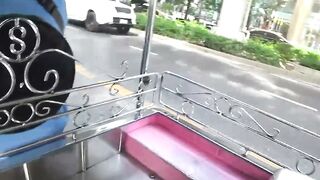 Petite Thai MILF Amateur Enjoys Sex With A Foreigner