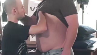 Dallas O'Connor & Sean Fox: Raw Bear Anal & Blowjob