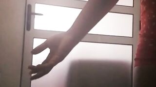 Gostosa Latina Brunette em Cena Hardcore de Blowjob