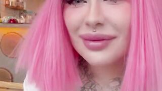 Impatient Bimbo Gets Creampie While Waiting For Restaurant Order