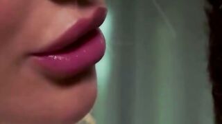 Savannah Bond: Big-Titted MILF Takes a Huge Dick